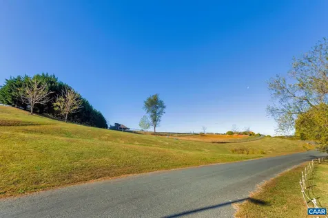 2527 Avemore Pond Road Charlottesville VA 22911