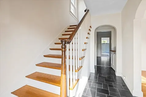907 Selma Boulevard Staunton VA 24401