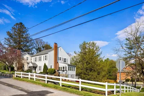 907 Selma Boulevard Staunton VA 24401