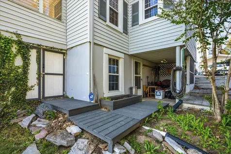 907 Selma Boulevard Staunton VA 24401