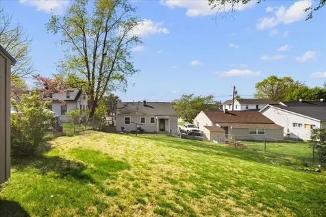 428 Poplar Avenue S Waynesboro VA 22980