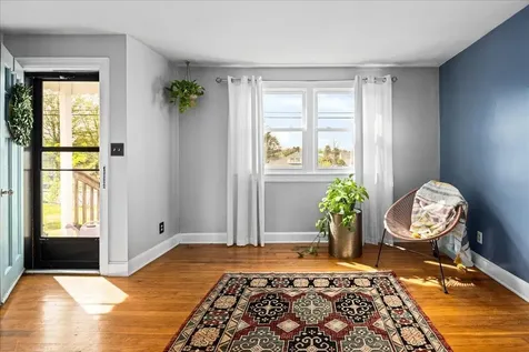 428 Poplar Avenue S Waynesboro VA 22980