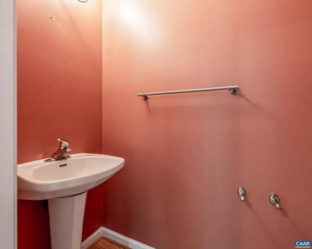 352 Leaping Fox Court Charlottesville VA 22902