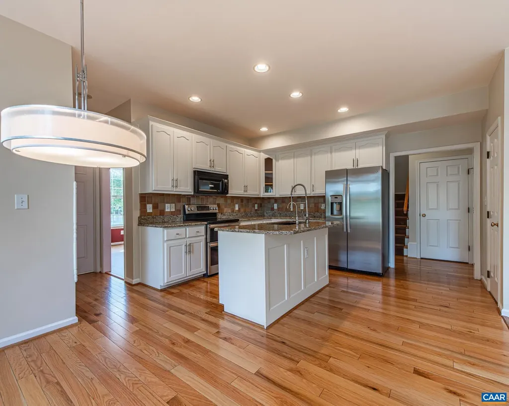 352 Leaping Fox Court Charlottesville VA 22902