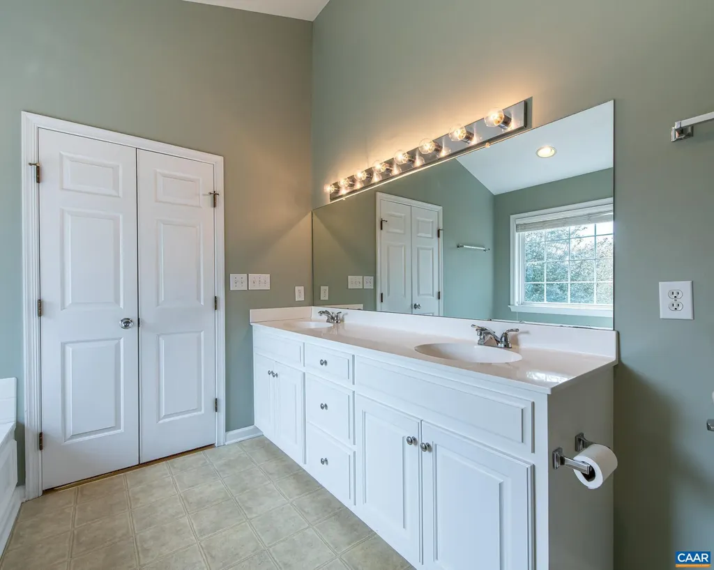 352 Leaping Fox Court Charlottesville VA 22902