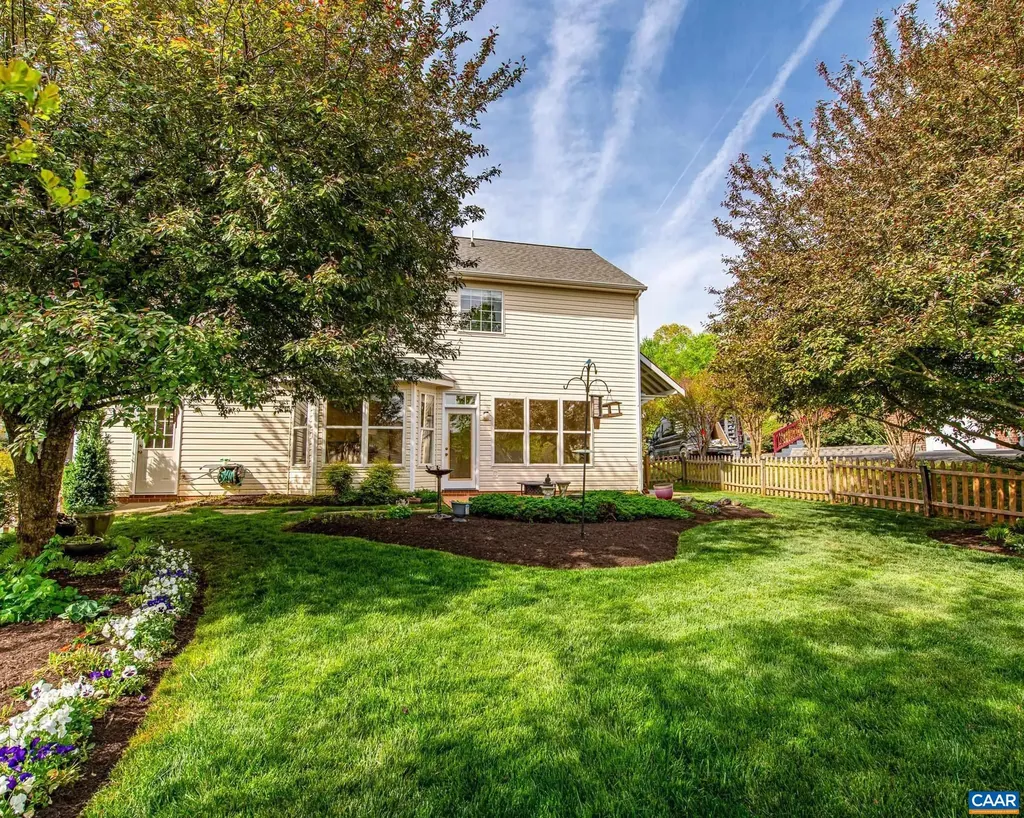 352 Leaping Fox Court Charlottesville VA 22902
