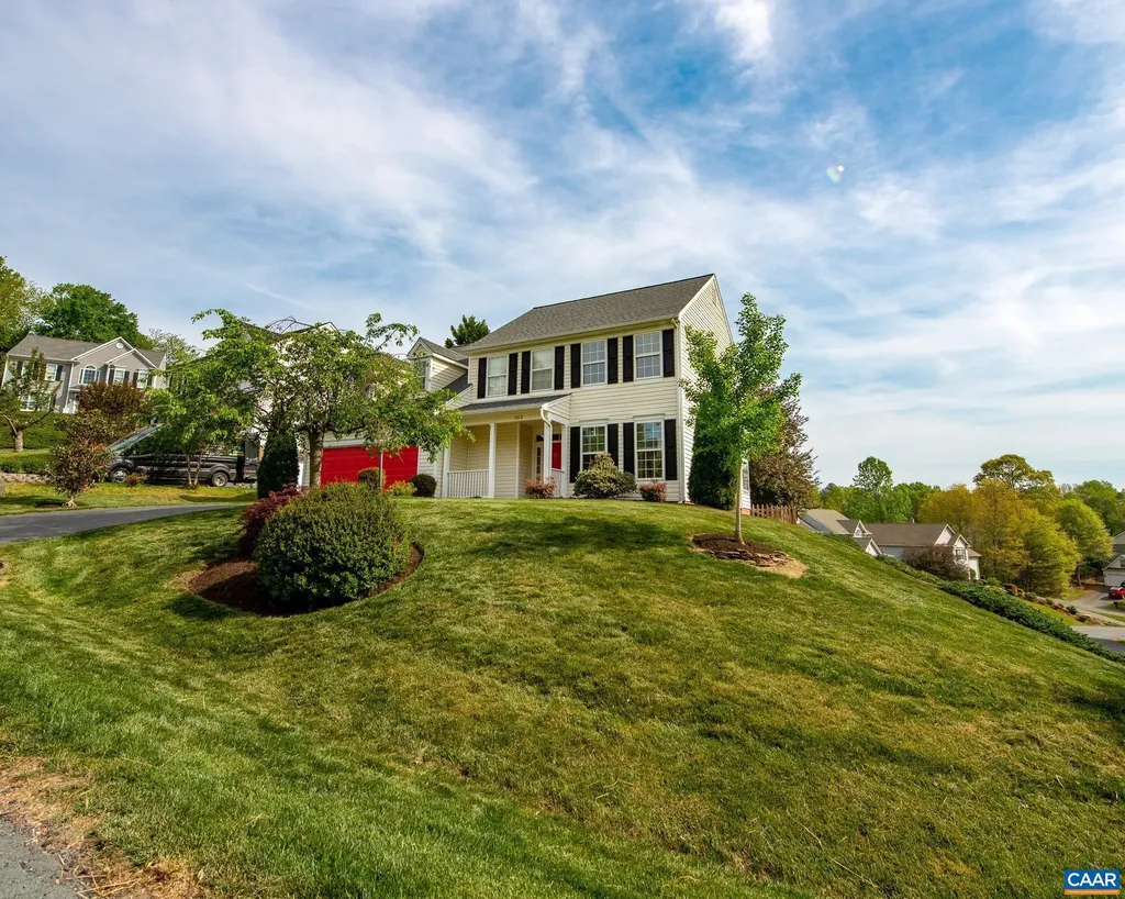 352 Leaping Fox Court Charlottesville VA 22902