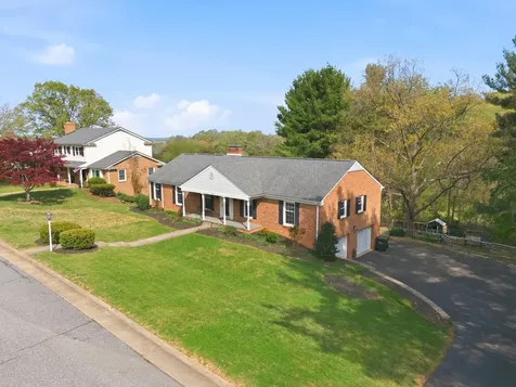 505 Victoria Drive Staunton VA 24401