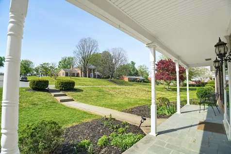 505 Victoria Drive Staunton VA 24401