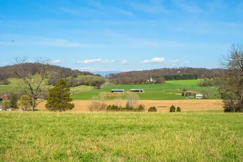4263 Friedens Church Road Mount Crawford VA 22841