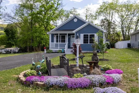 206 Summit Avenue W Elkton VA 22827