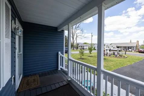 206 Summit Avenue W Elkton VA 22827