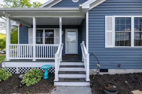206 Summit Avenue W Elkton VA 22827