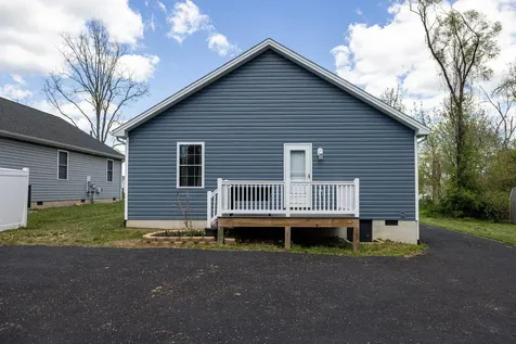 206 Summit Avenue W Elkton VA 22827