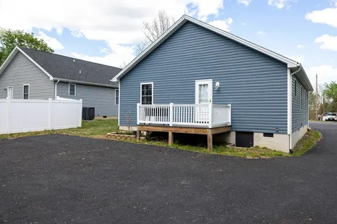206 Summit Avenue W Elkton VA 22827