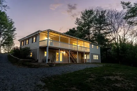 782 Shipyard Road Shenandoah VA 22849