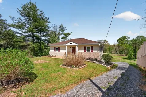 782 Shipyard Road Shenandoah VA 22849