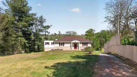 782 Shipyard Road Shenandoah VA 22849