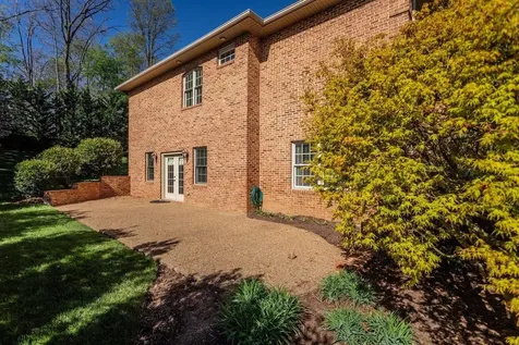 3107 Brookshire Drive Rockingham VA 22801