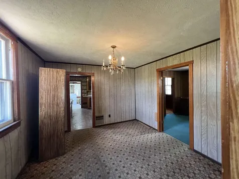 203 6th Street Grottoes VA 24441