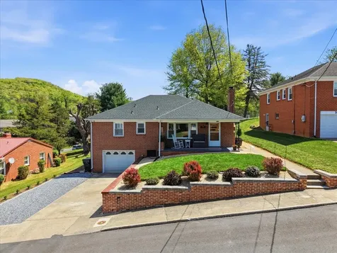 503 Ritchie Boulevard Staunton VA 24401