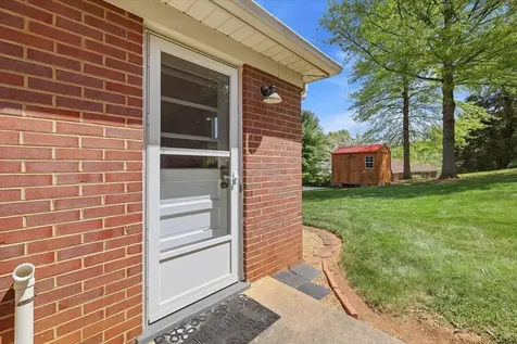 503 Ritchie Boulevard Staunton VA 24401