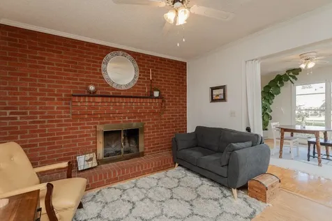 25 Emery Street Harrisonburg VA 22801
