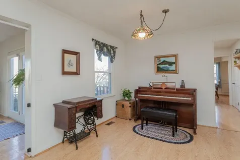 25 Emery Street Harrisonburg VA 22801
