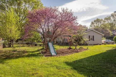 25 Emery Street Harrisonburg VA 22801