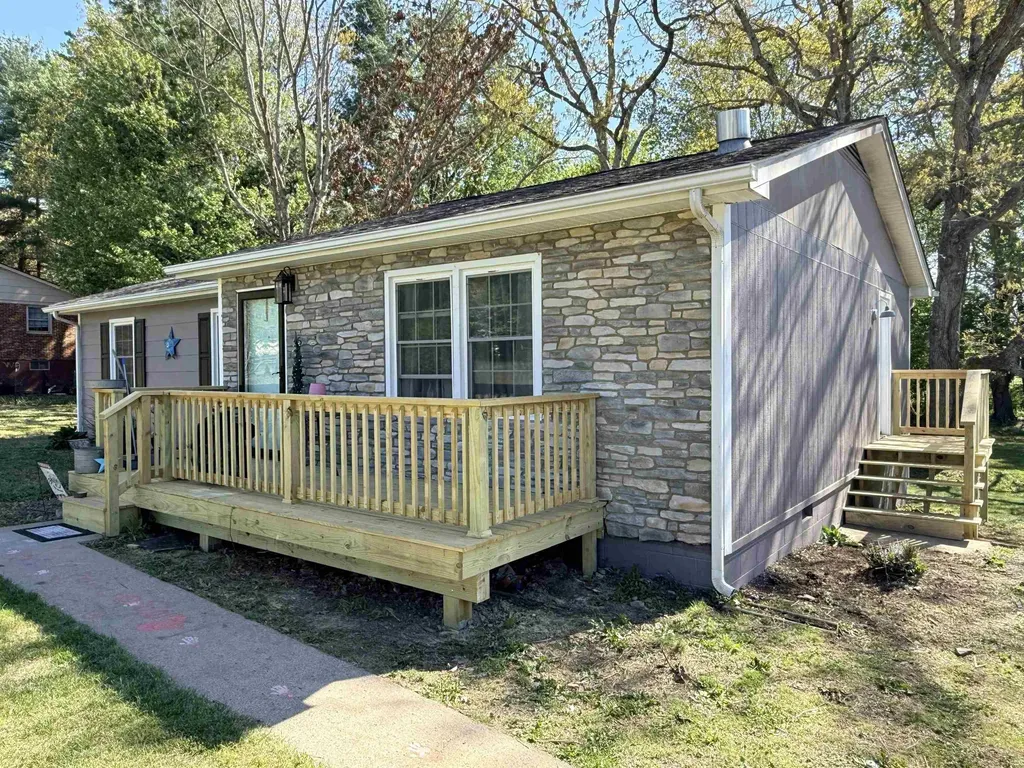 45 Mercer Circle Grottoes VA 24441