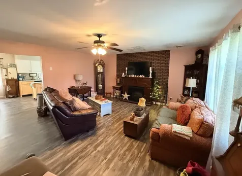 45 Mercer Circle Grottoes VA 24441