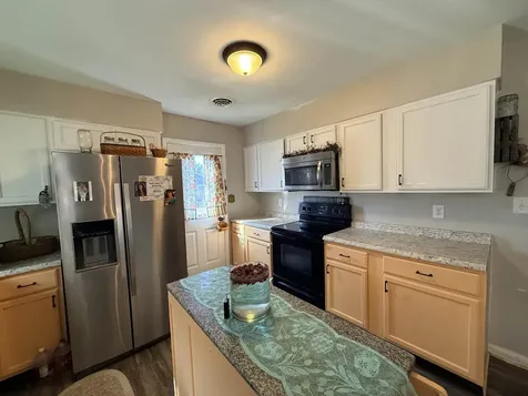 45 Mercer Circle Grottoes VA 24441