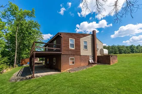 9 Hoagie Lane Swoope VA 24479