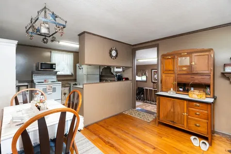 9 Hoagie Lane Swoope VA 24479
