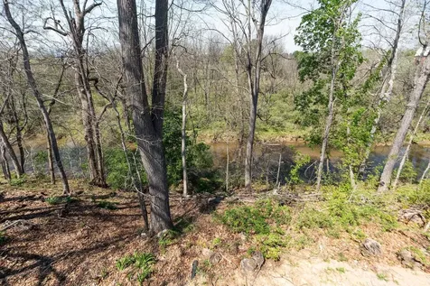 9 Hoagie Lane Swoope VA 24479