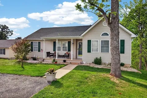 165 Fairmont Drive Staunton VA 24401
