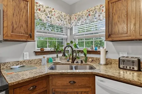 165 Fairmont Drive Staunton VA 24401