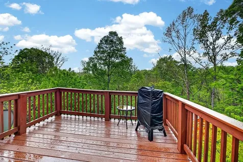 165 Fairmont Drive Staunton VA 24401