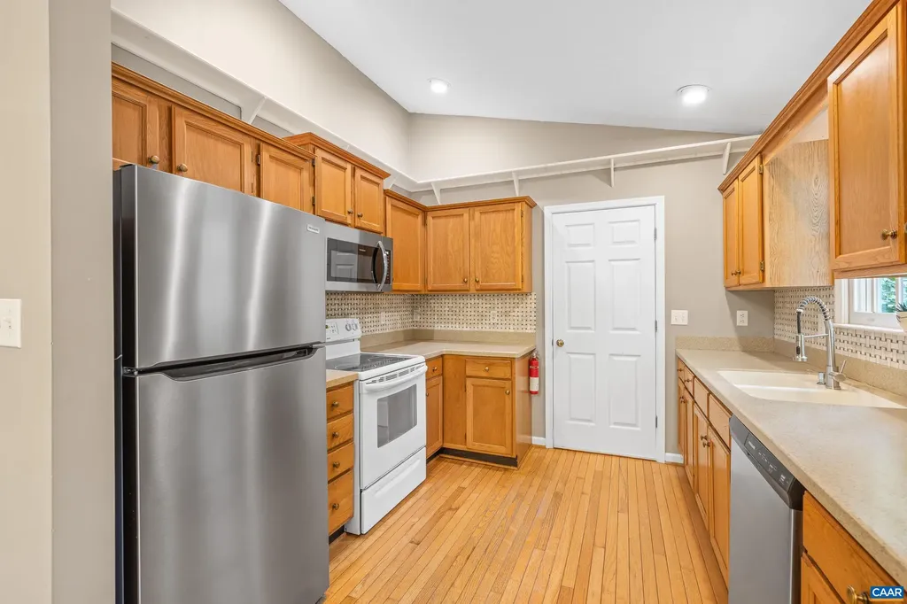 21 Ashton Road Palmyra VA 22963