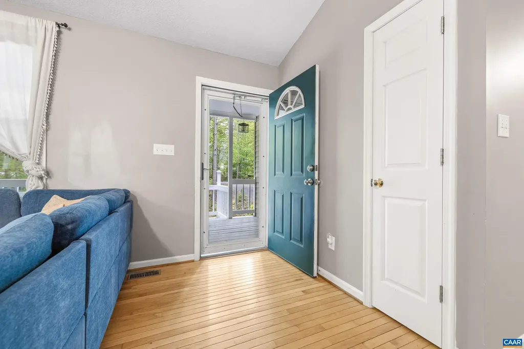 21 Ashton Road Palmyra VA 22963