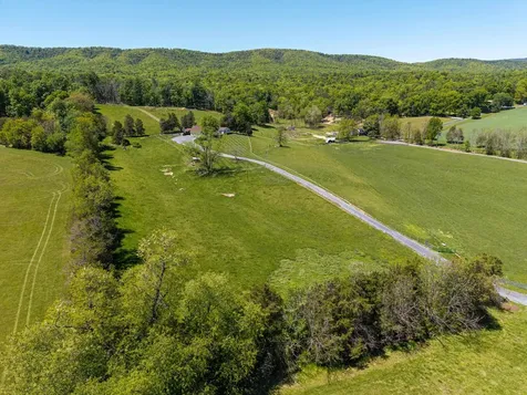 234 Paradise Lane Bridgewater VA 22812