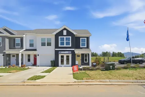 137 Berrets Lane Waynesboro VA 22980