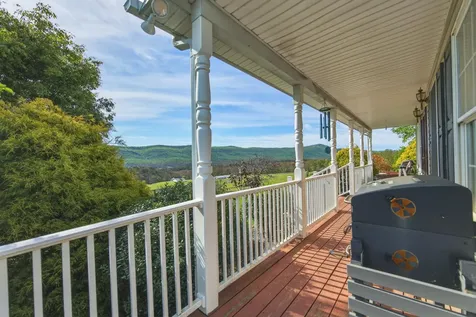 340 Nazareth Drive Fort Valley VA 22652