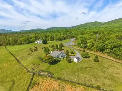 340 Nazareth Drive Fort Valley VA 22652