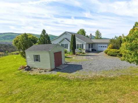 340 Nazareth Drive Fort Valley VA 22652