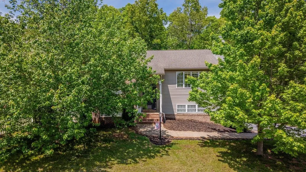 161 Sweetgum Street Elkton VA 22827