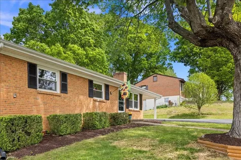 84 Hudson Avenue Staunton VA 24401