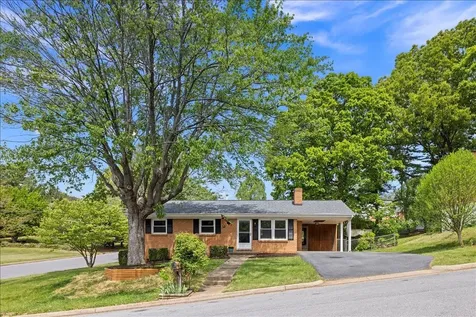 84 Hudson Avenue Staunton VA 24401