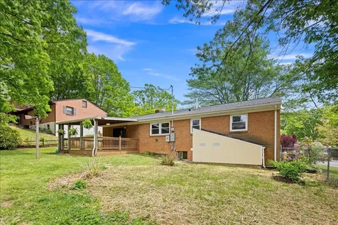 84 Hudson Avenue Staunton VA 24401