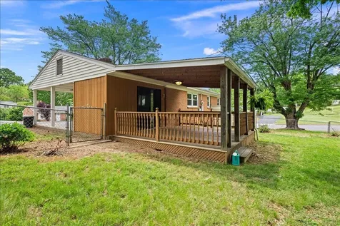 84 Hudson Avenue Staunton VA 24401
